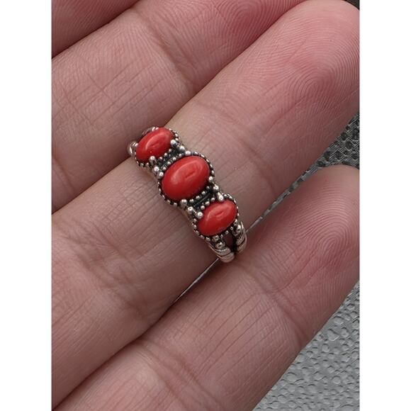 925 STERLING SILVER UTC CORAL RING SIZE 9 - Picture 1 of 10